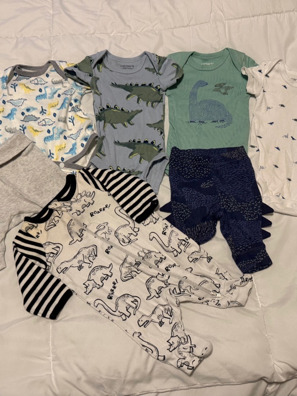 Newborn Dinosaur 🦖 🦕lot of 8